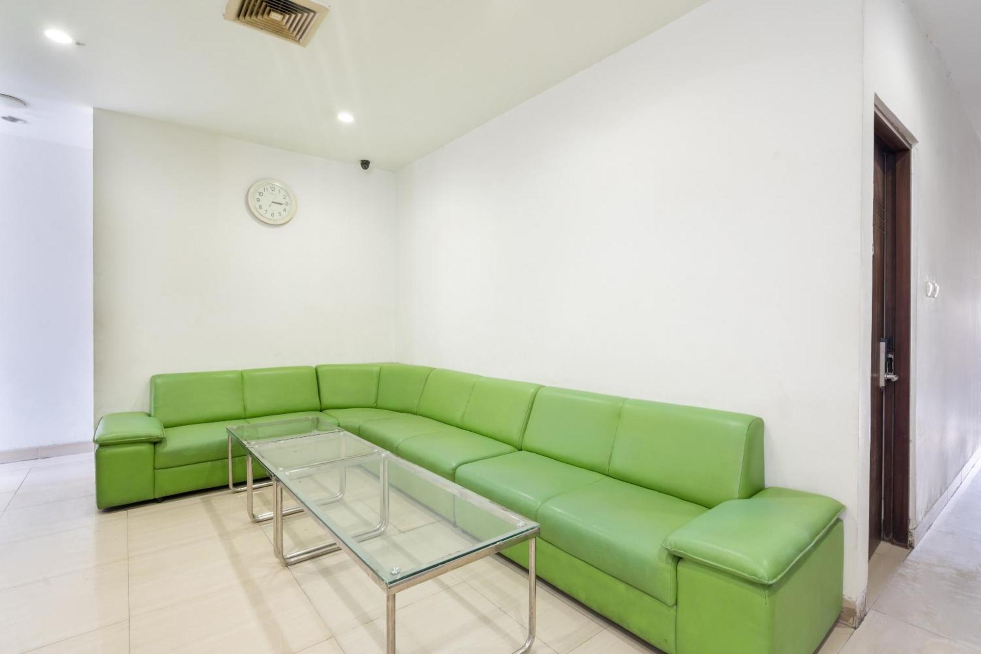 Hotel Super Oyo Flagship 91863 Metro House Surabaja Zewnętrze zdjęcie
